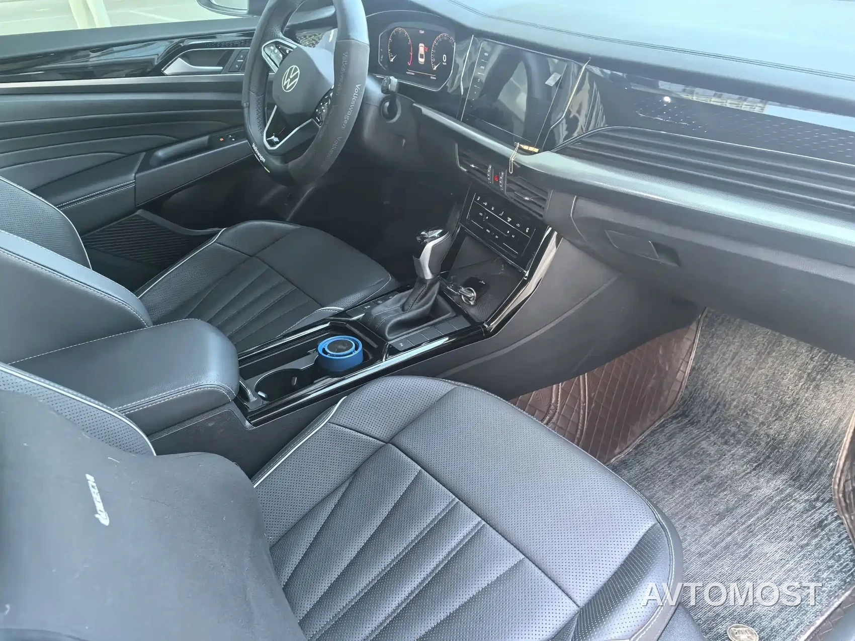 Volkswagen Passat 2024 380TSI Starlight Dragon Soaring Edition — фото 12