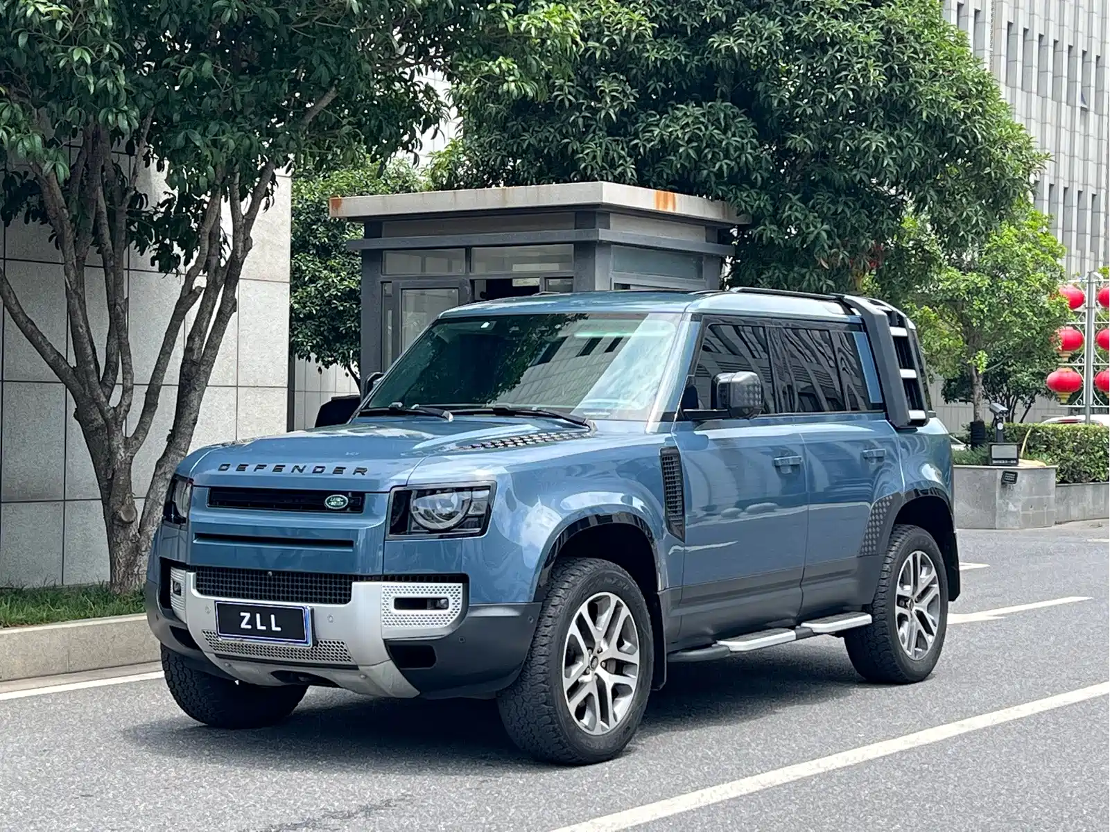Land Rover Defender 2021 110 P400 Dark Special Edition