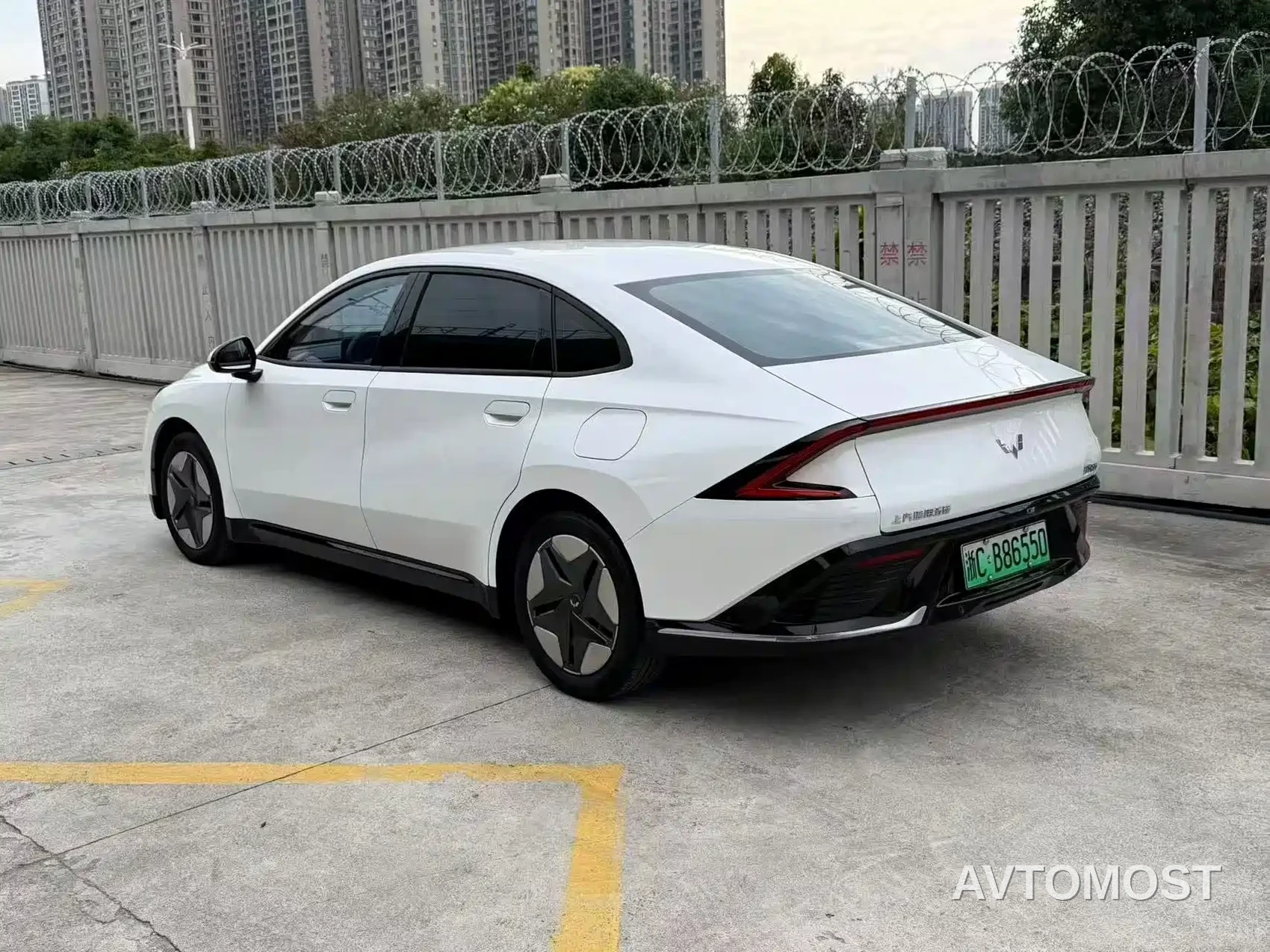 Wuling Xingguang 2024 Co-Creation Edition 410 Standard — фото 3