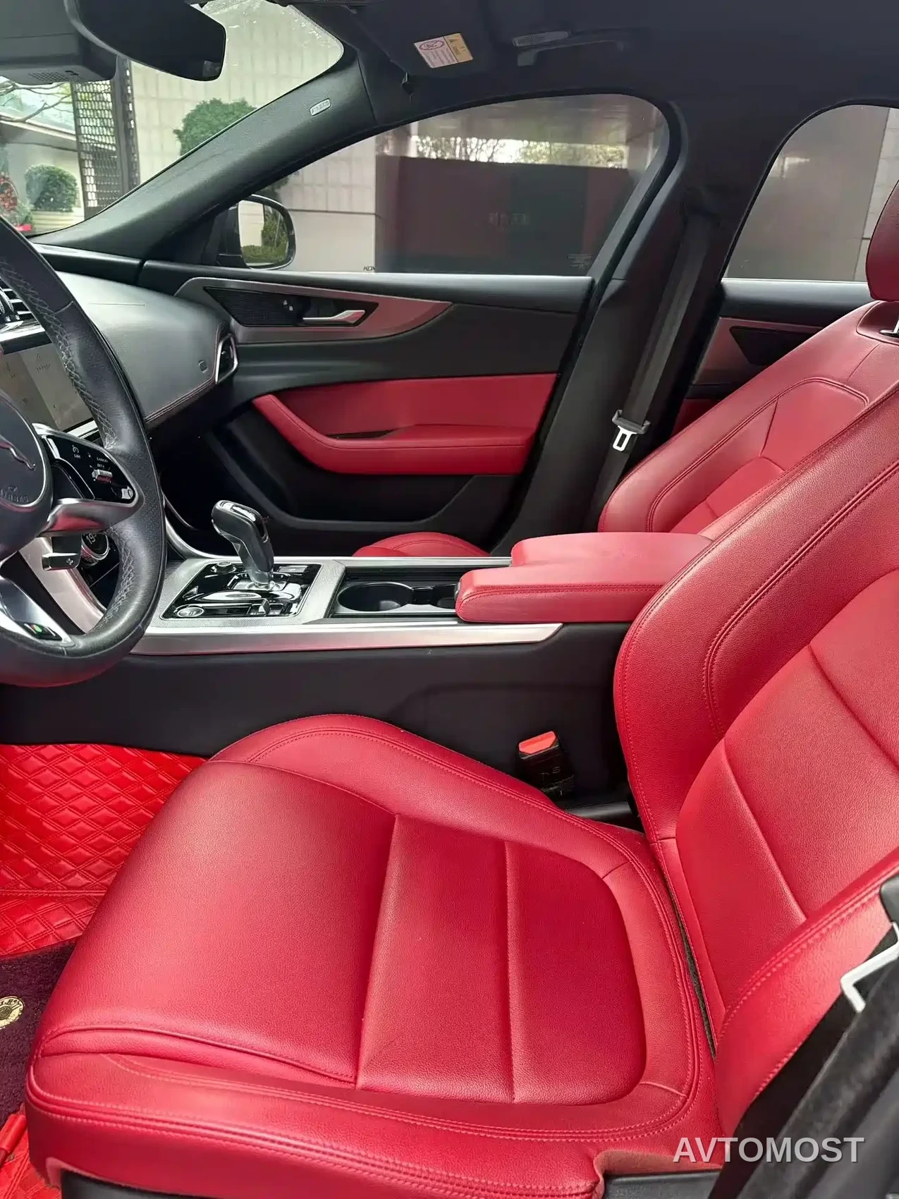 Jaguar XEL 2022 2.0T 250PS R-DYNAMIC S Progressive Sport Edition — фото 4