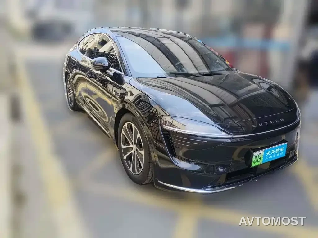 Zhijie Luxeed R7 2024 Pure Electric 667km Pro — фото 3
