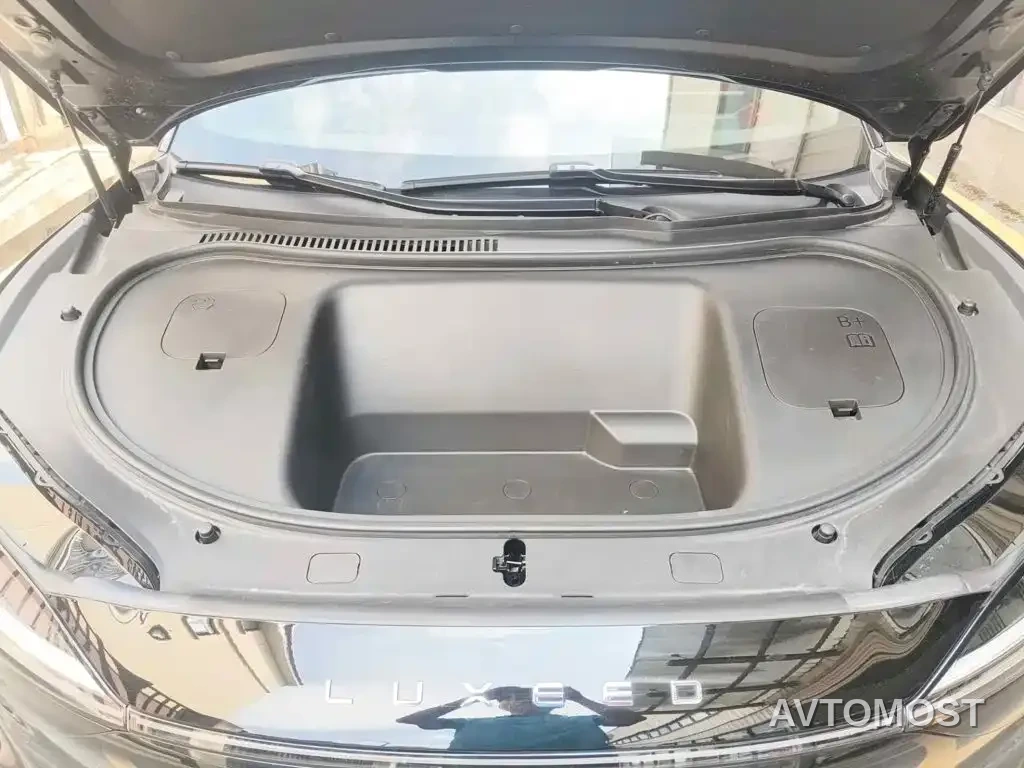Zhijie Luxeed R7 2024 Pure Electric 667km Pro — фото 9