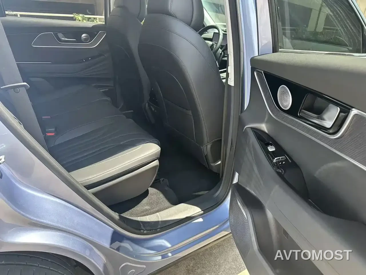 Chery Fengyun T9 2024 Facelift 120 Long Range Comfort 7-seater LFP — фото 4