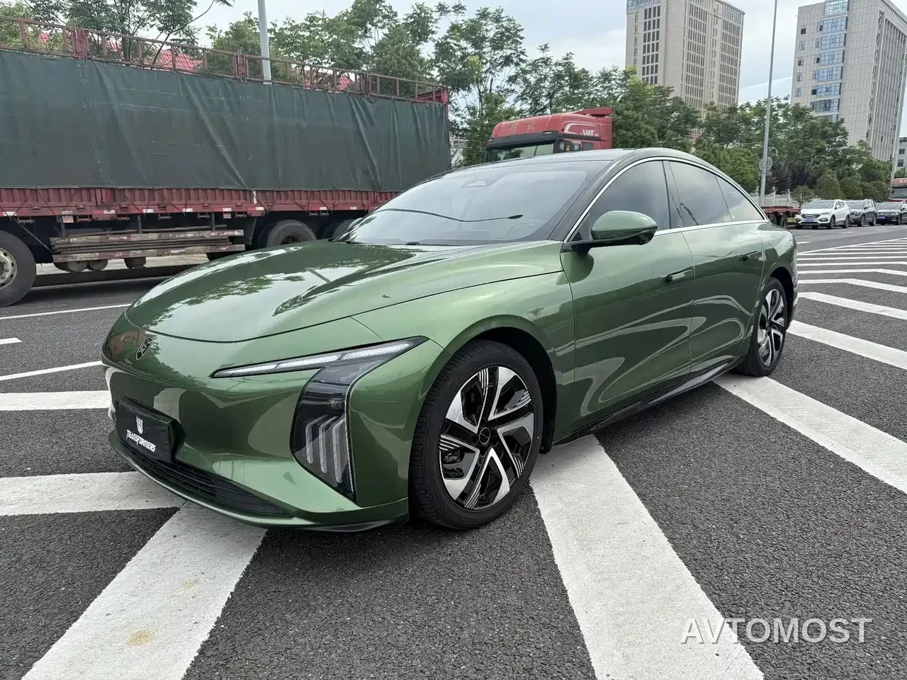 Dongfeng Fengxing Stellar S7 2024 555 Joy Edition — фото 1