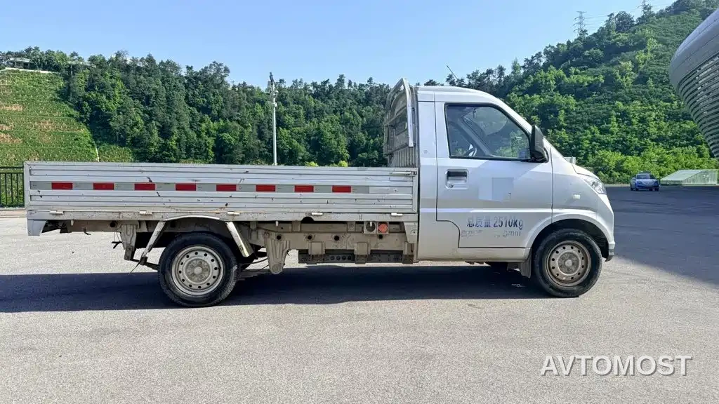 Wuling Electric Truck 2021 Truck CATL 41.86kWh Tongyu Electric Control — фото 4