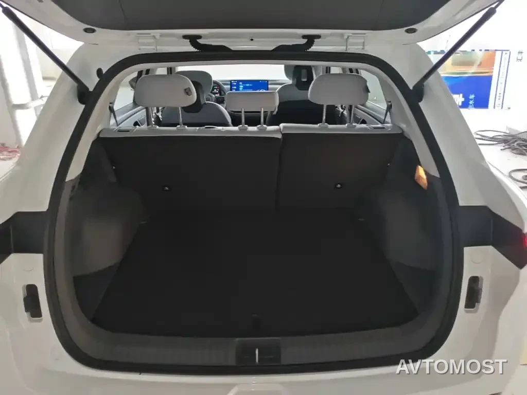 Besturn Yueyi 03 2025 Model 445km Joy Edition — фото 12
