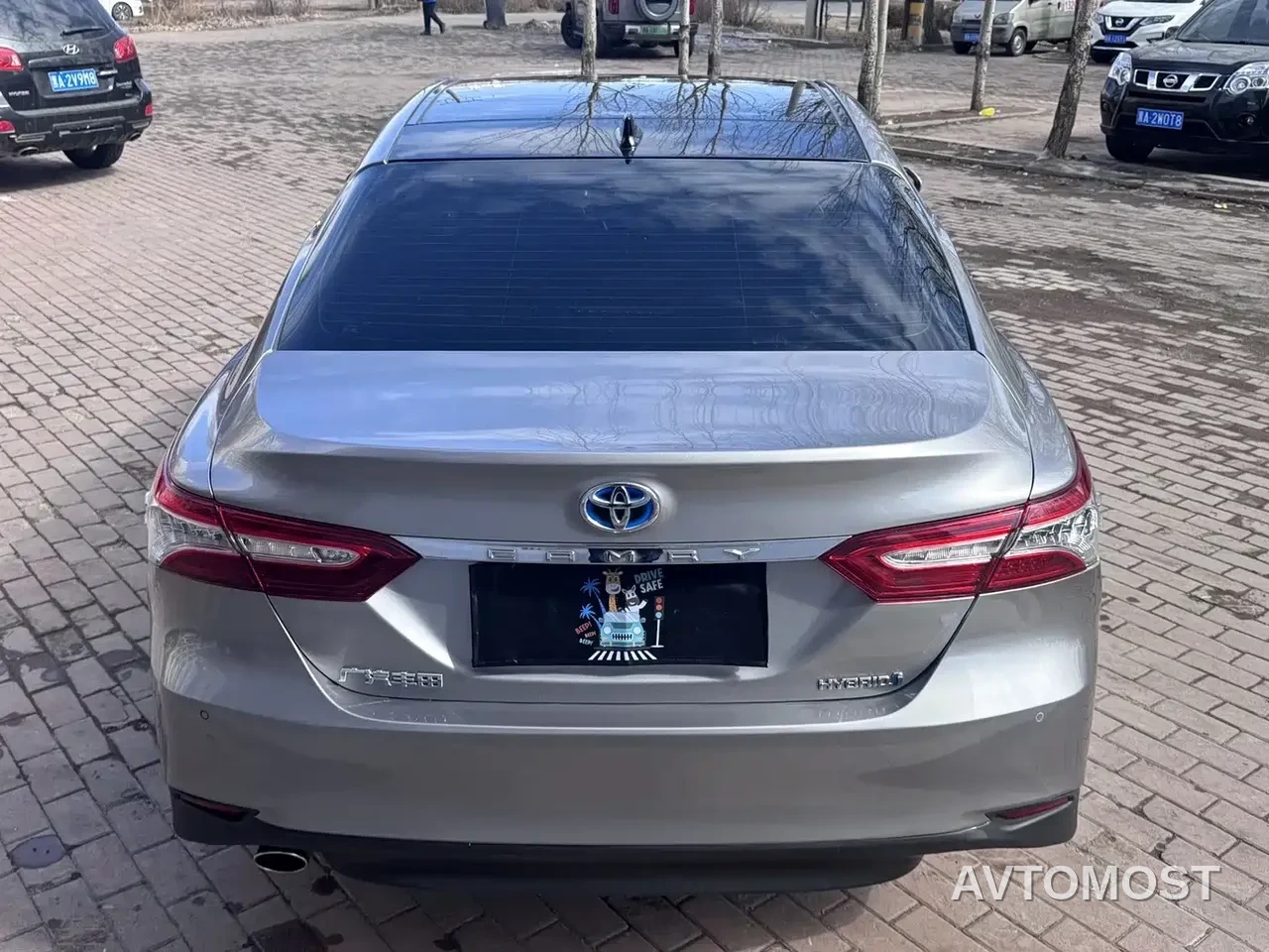 Toyota Camry 2021 Hybrid 2.5HG Luxury Edition — фото 4