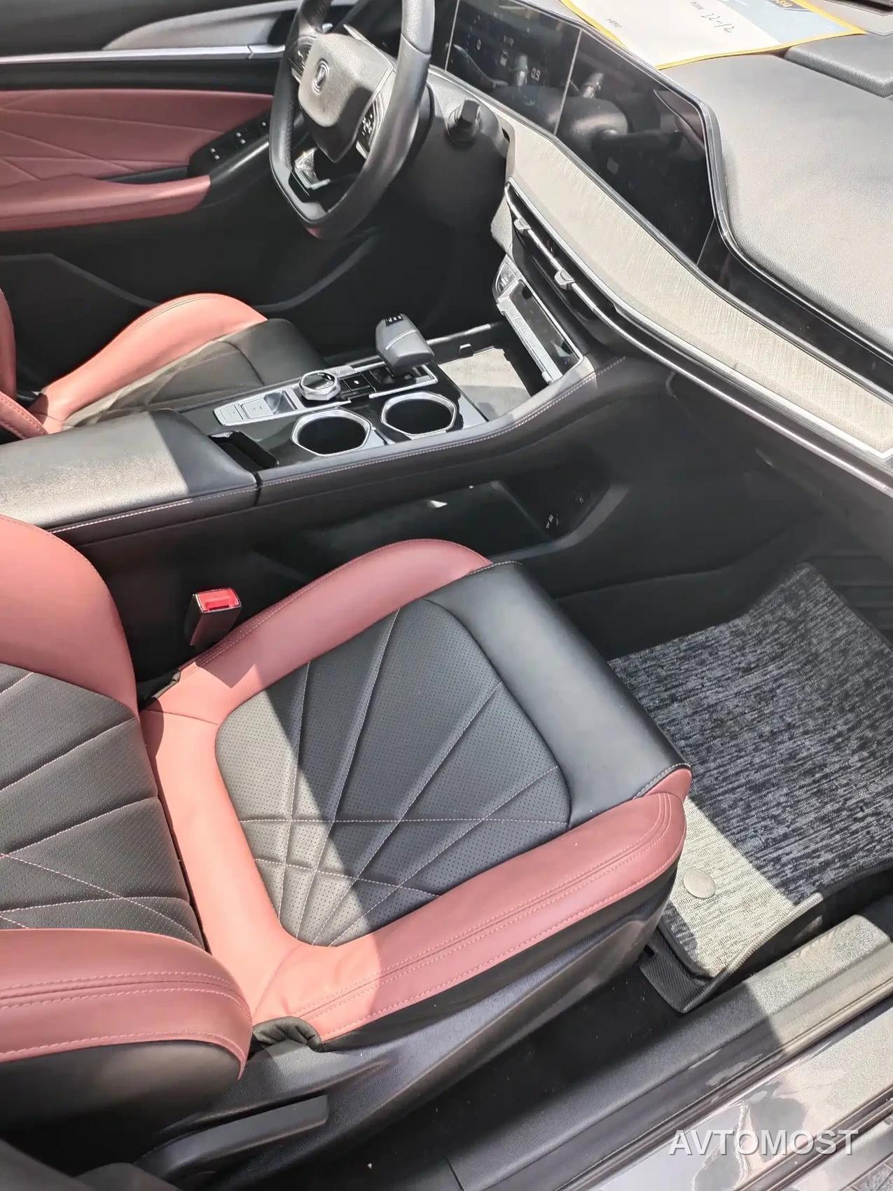 Changan Eado 2023 Enjoy Edition PLUS Blue Whale NE 1.4T GDI DCT Premium Edition — фото 8