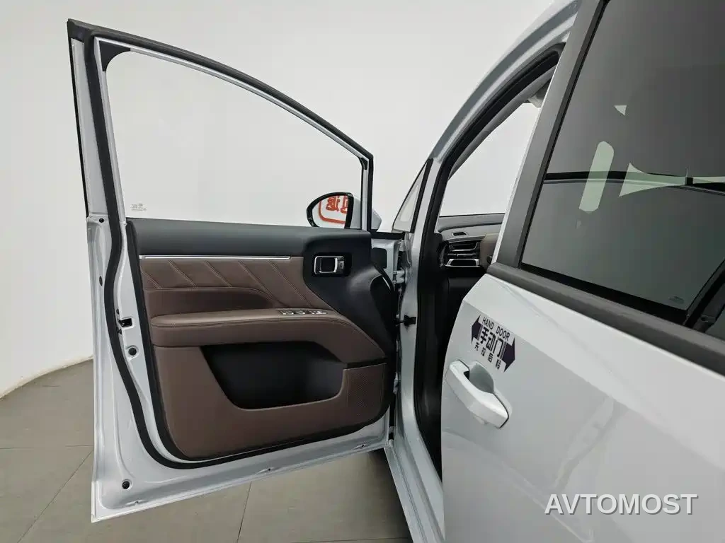 Wuling Motors Xingguang 730 2025 Model Base Version — фото 6
