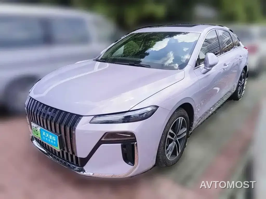 Roewe M7 DMH 2025 1.5T 115km Standard — фото 1
