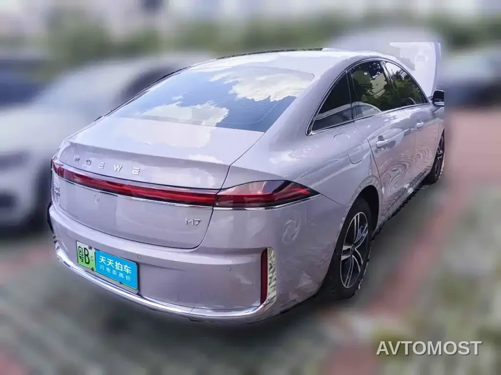 Roewe M7 DMH 2025 1.5T 115km Standard — фото 2