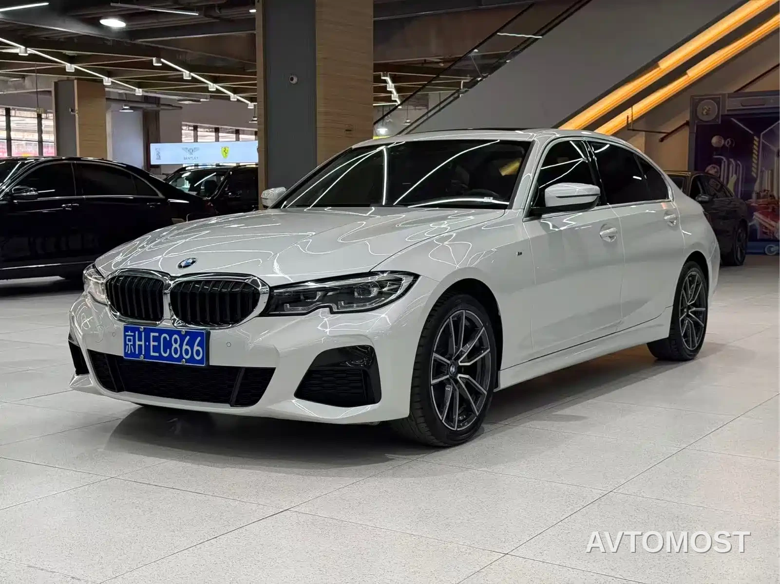 BMW 3 Series 2022 320Li M Sport Package — фото 2