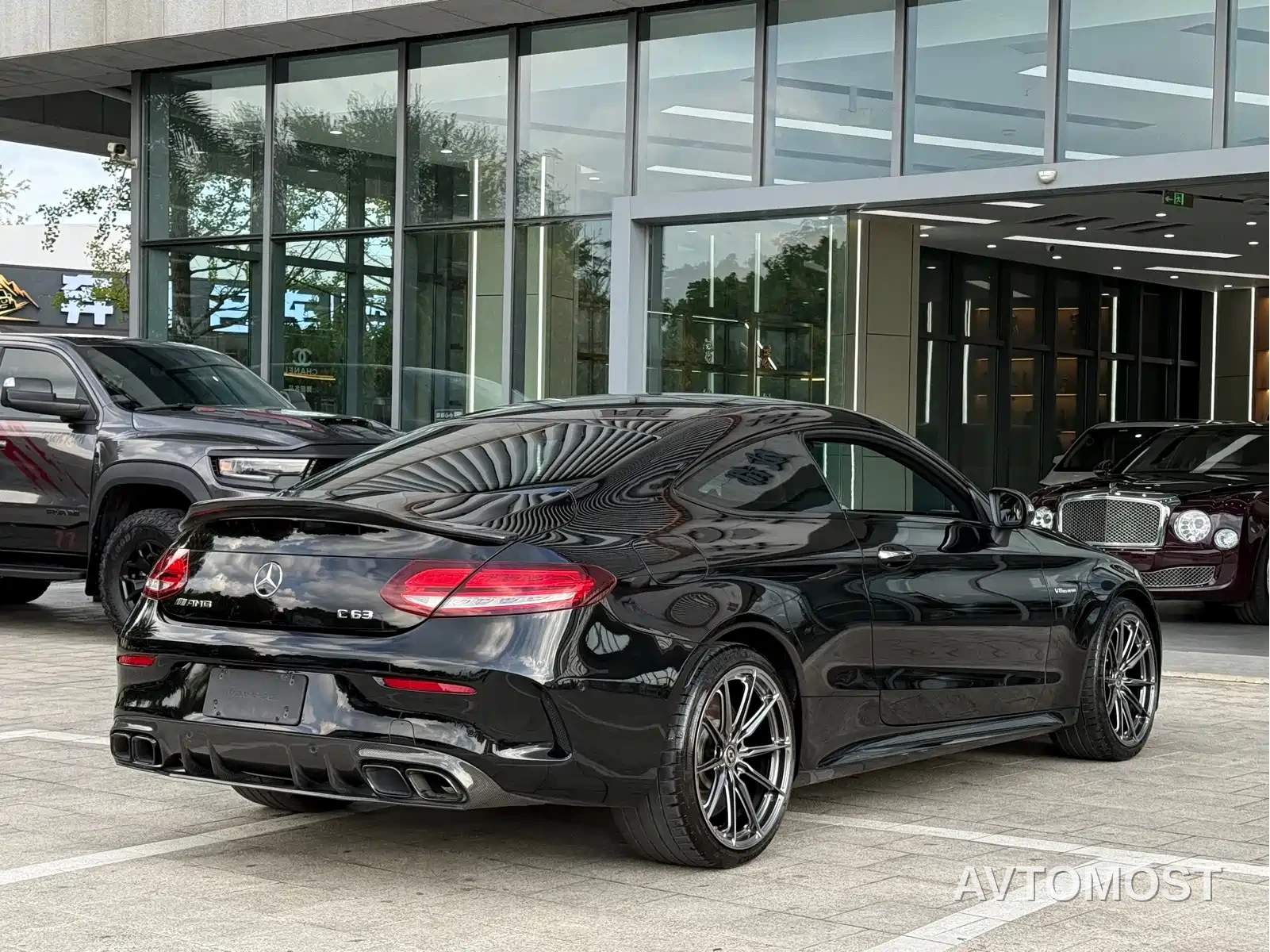 Mercedes-Benz C-Class AMG 2021 AMG C 63 Coupe — фото 16