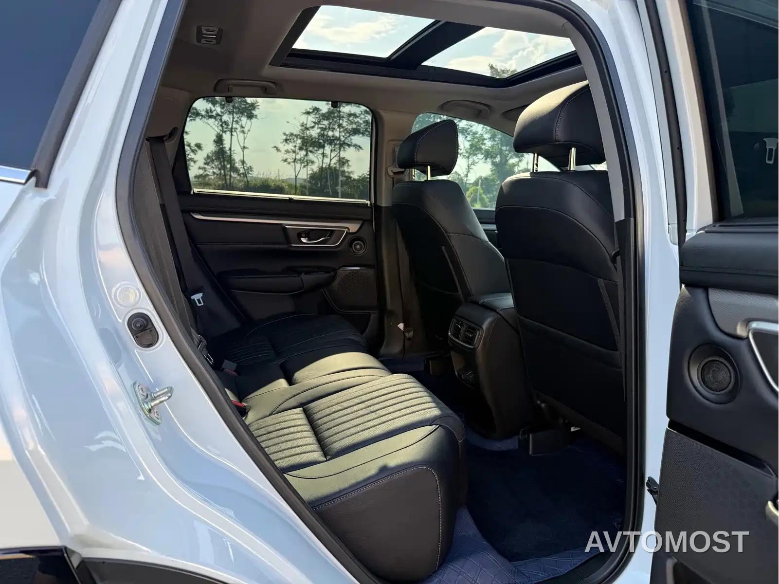 Honda Breeze New Energy 2022 e:PHEV Premium Edition — фото 12