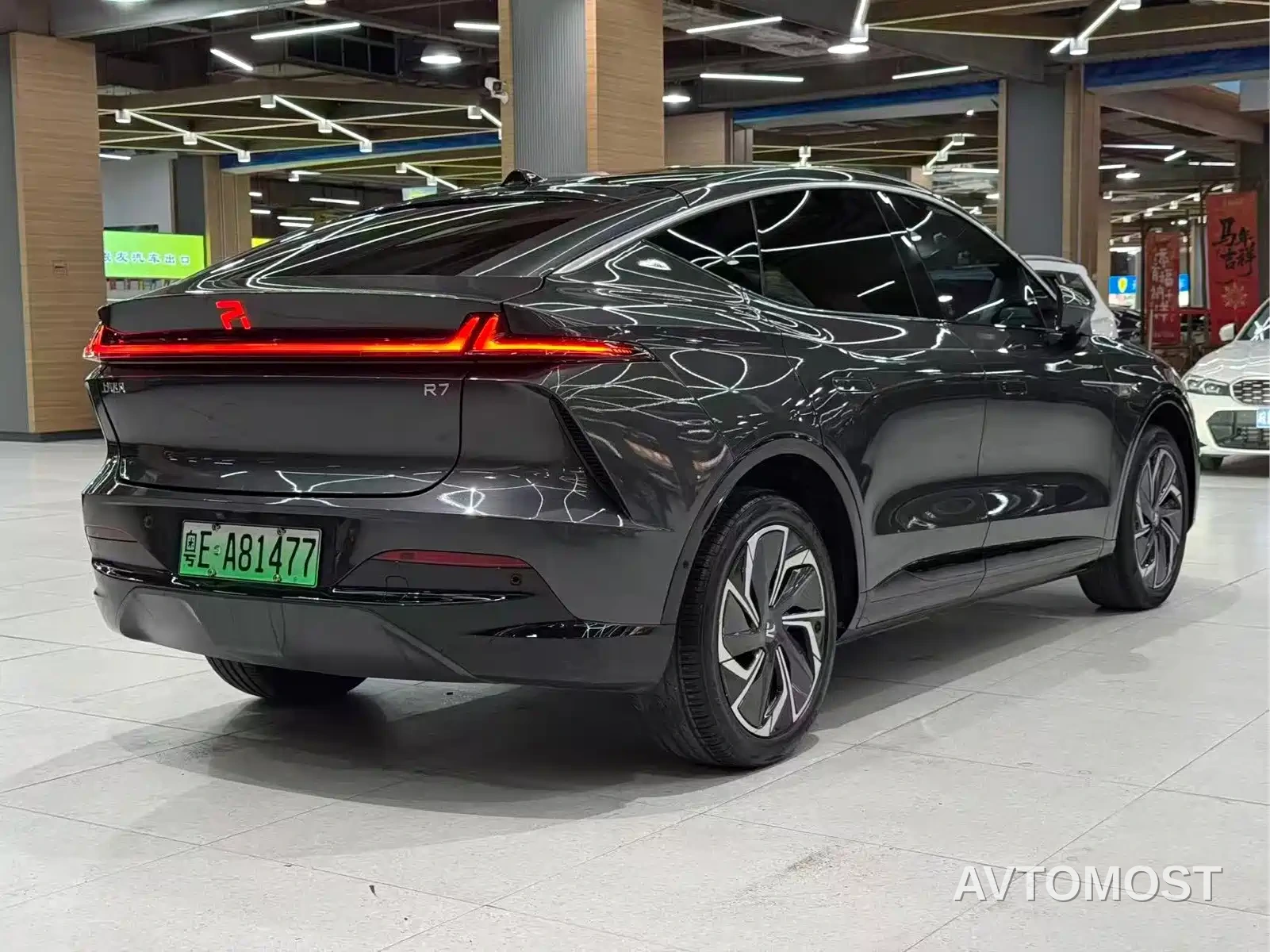 Roewe Feifan R7 2023 Long Range Screen Dominator Edition — фото 9