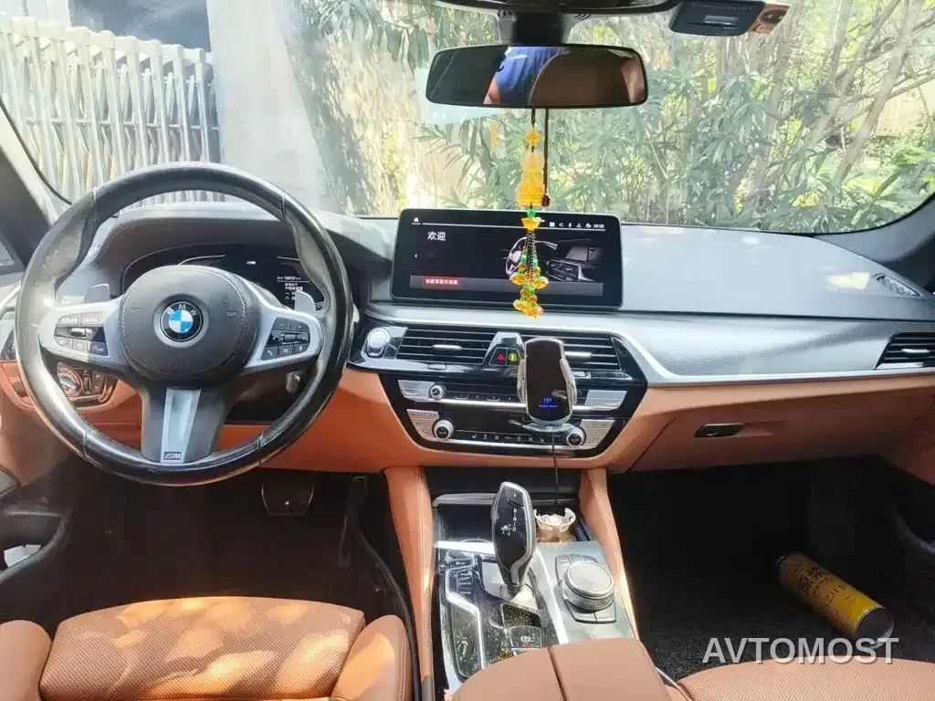 BMW 5 Series (Import) 2022 Model Second Facelift 530i M Sport Package — фото 11