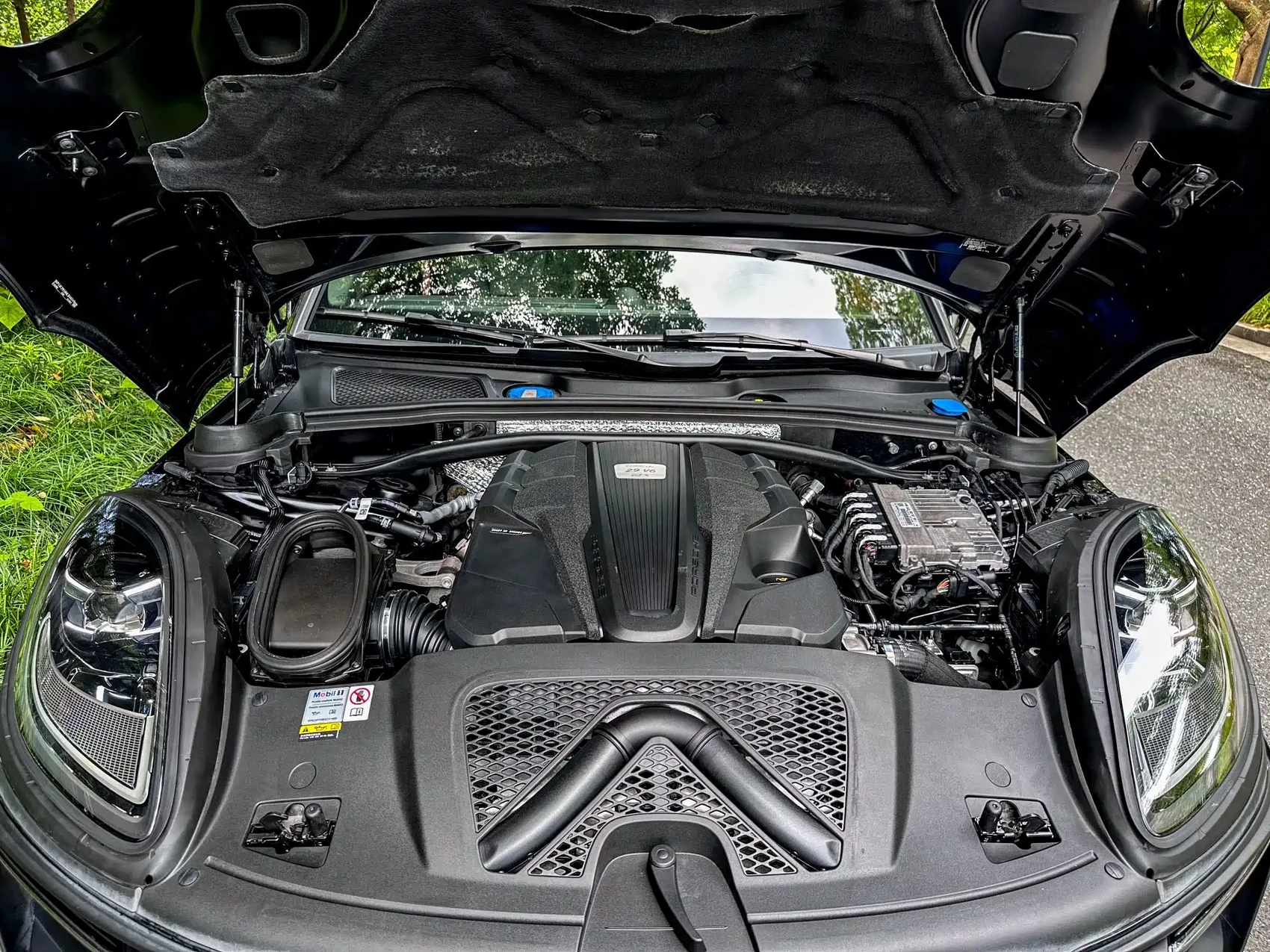 Porsche Macan 2022 Macan GTS 2.9T — фото 15