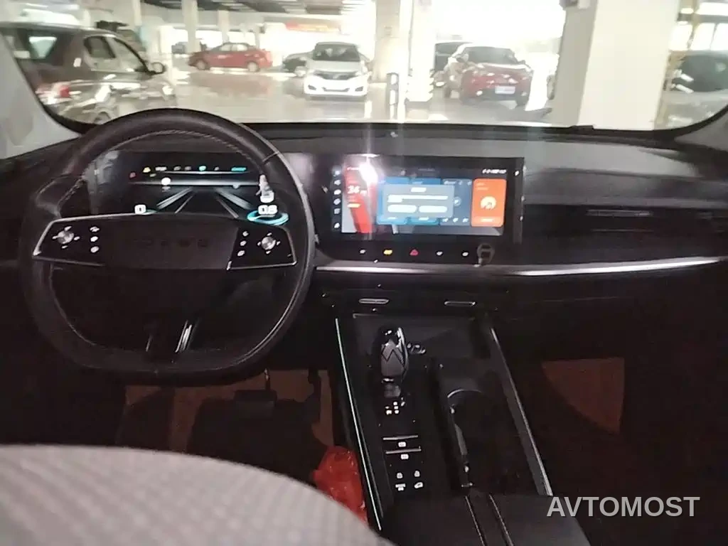 Roewe RX5 MAX 2022 1.5T Auto Promising Premium Edition — фото 10