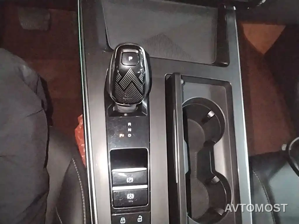 Roewe RX5 MAX 2022 1.5T Auto Promising Premium Edition — фото 14