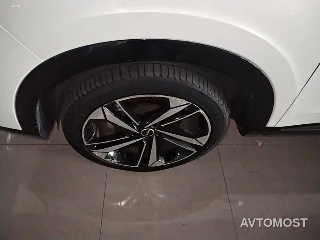 Roewe RX5 MAX 2022 1.5T Auto Promising Premium Edition — фото 22