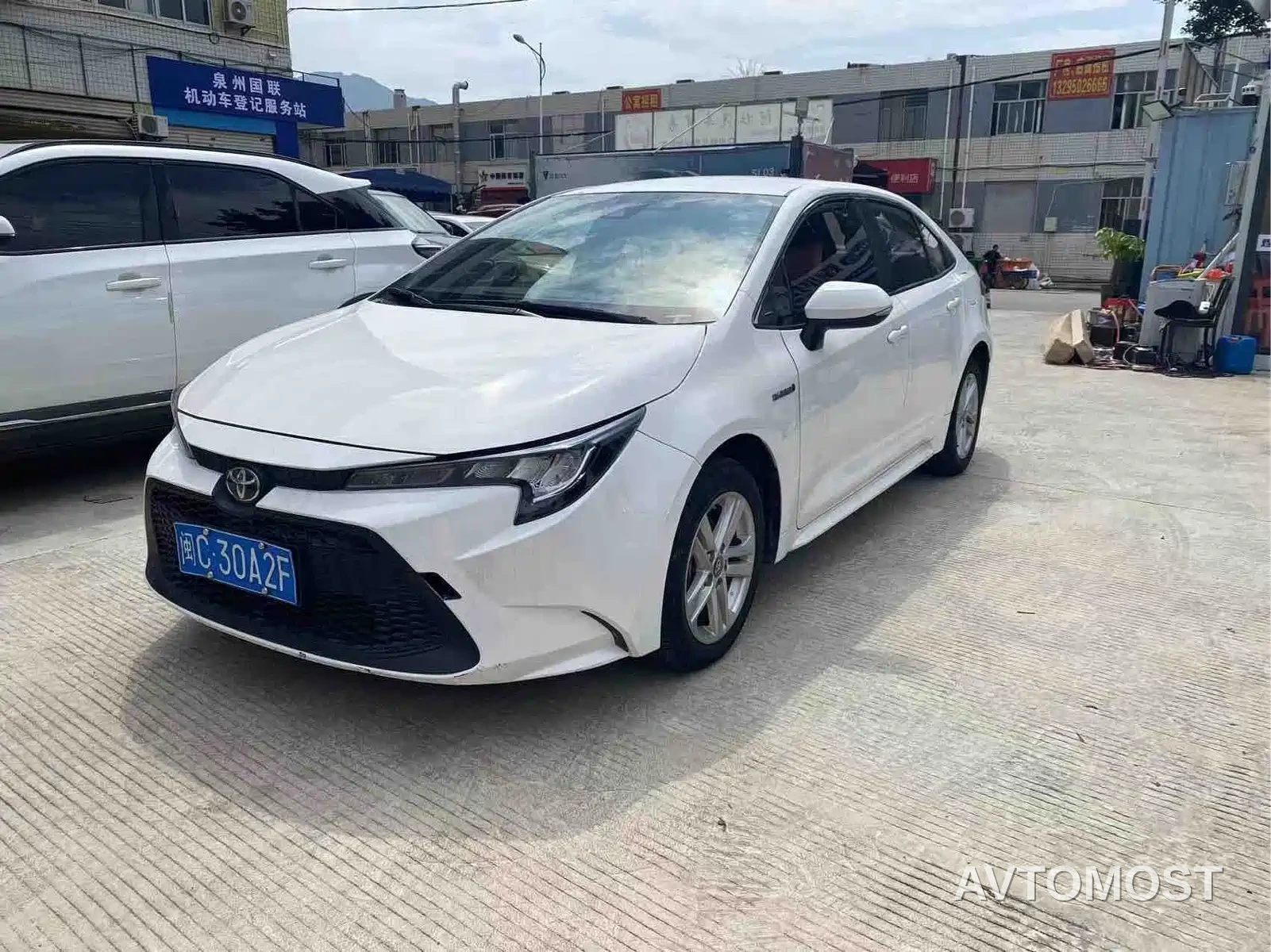 Toyota Levin 2022 Dual Engine 1.8H E-CVT Leading Edition — фото 3
