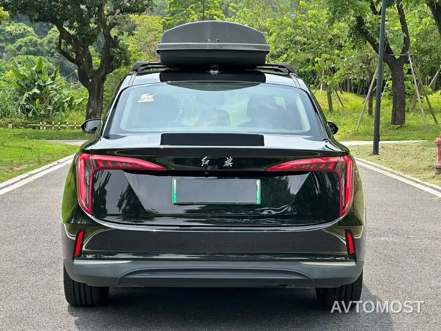 Hongqi E-QM5 2022 431km Charging Enjoyment Edition — фото 8