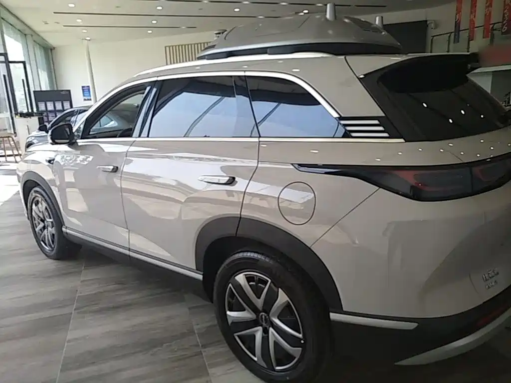 BYD Hai Shi 07 DM-i 2025 150 Pilot+ Edition — фото 5