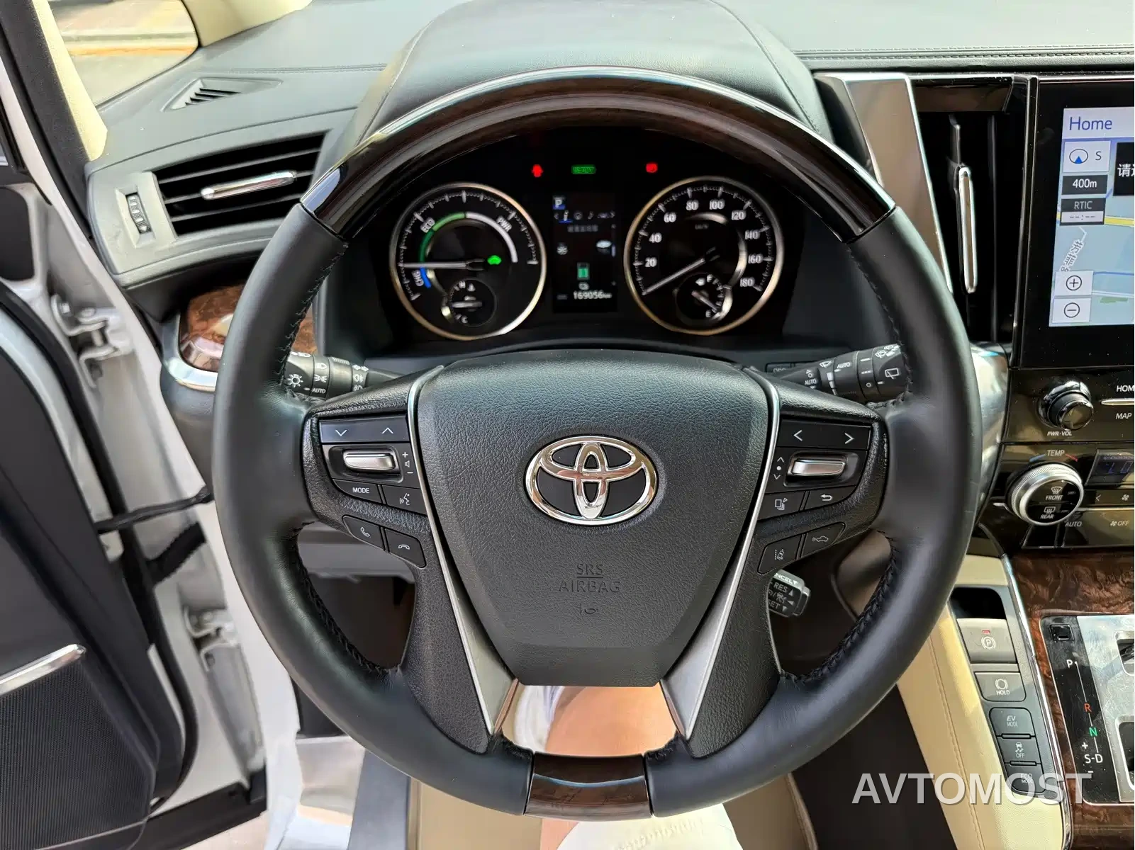 Toyota Alphard 2021 Hybrid 2.5L Luxury — фото 9