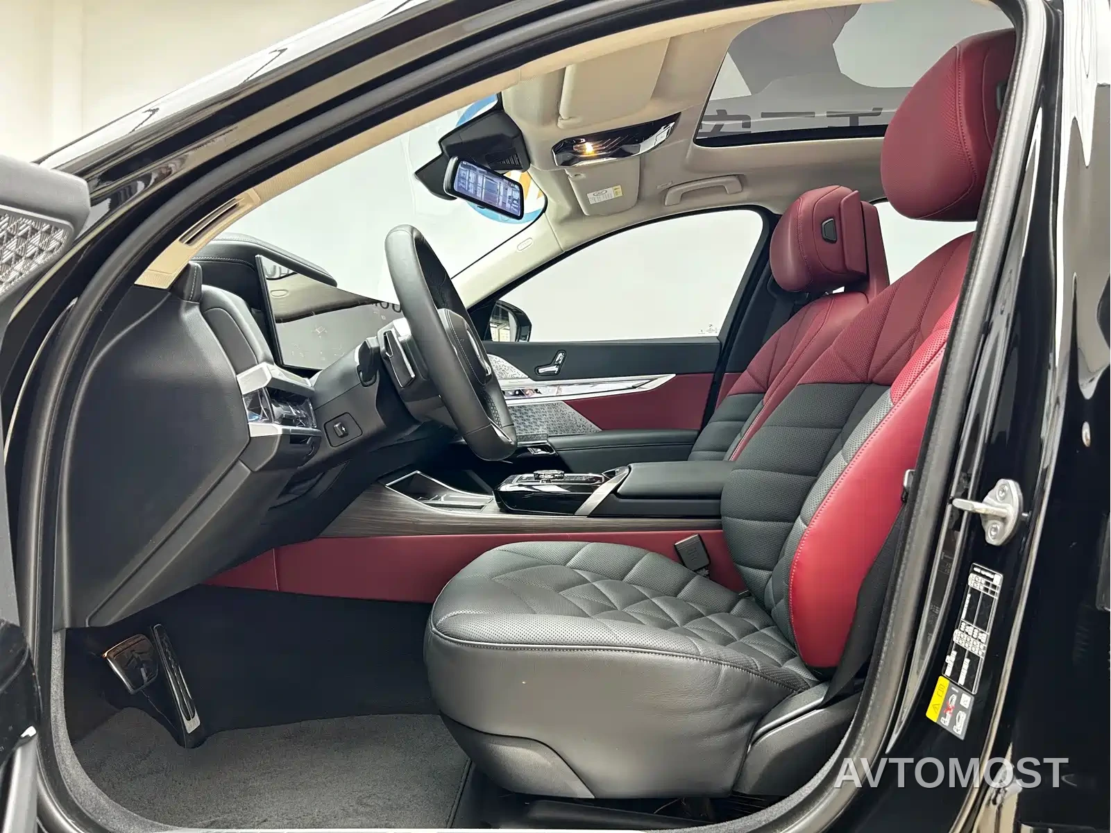 BMW i7 2023 eDrive50L Leading M Sport Package — фото 5