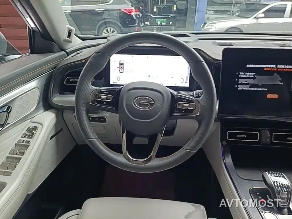 GAC Trumpchi GS8 2022 Dual Engine Series 2.0TM 2WD Premium Edition (6-Seater) — фото 11