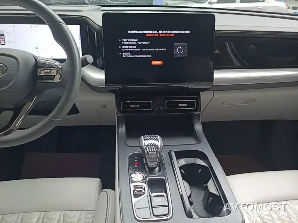 GAC Trumpchi GS8 2022 Dual Engine Series 2.0TM 2WD Premium Edition (6-Seater) — фото 13