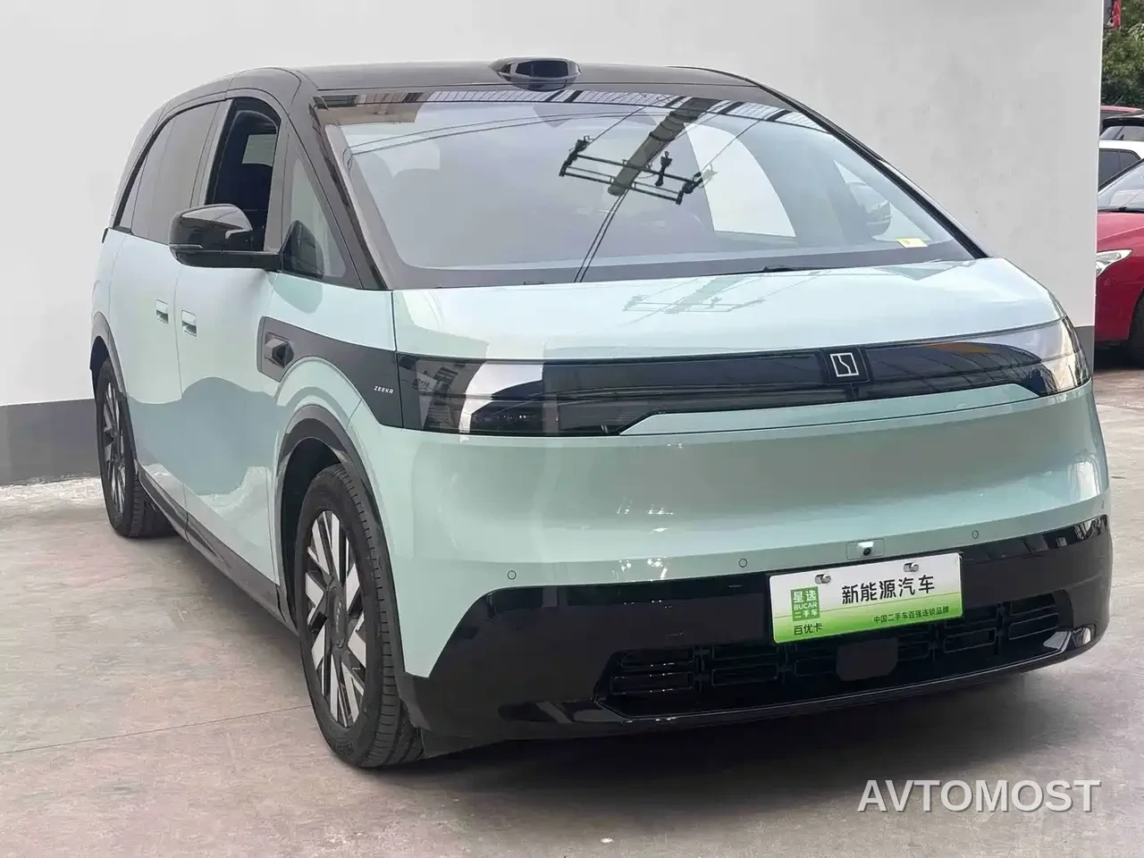 Zeekr MIX 2025 Smart Driving Edition — фото 3