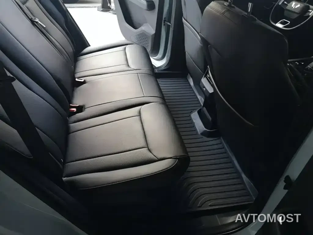 Wuling Xingchen 2022 2.0L DHT Electric Power Edition — фото 15