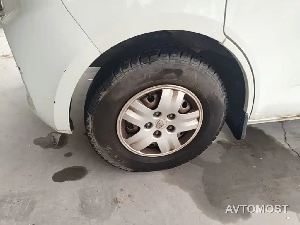 Changan Ruixing EM60 2022 Pure Electric Van 4498mm Length Flat Roof Tailgate 2-Seater 60kW 41.86kWh — фото 22