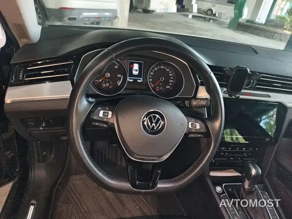 Volkswagen Magotan GTE Plug-in Hybrid 2020 GTE Luxury — фото 3