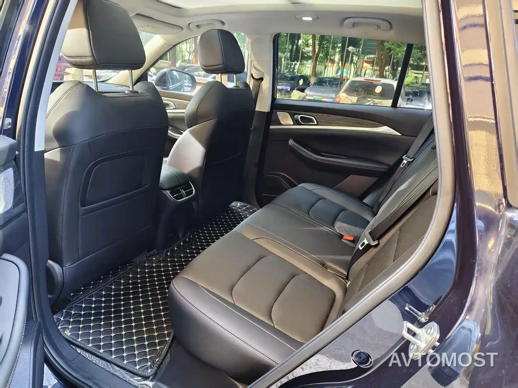 Skyworth Auto Skywell ET5 2020 Model Pure Mind Smart Edition 410km — фото 8
