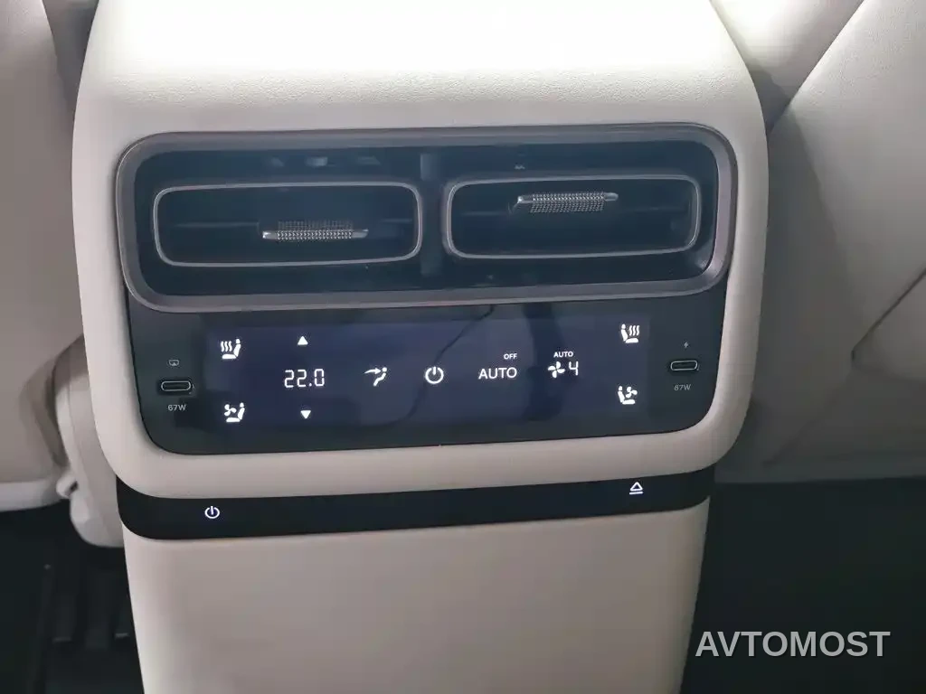 Li Auto i6 2025 2WD Base Model — фото 14
