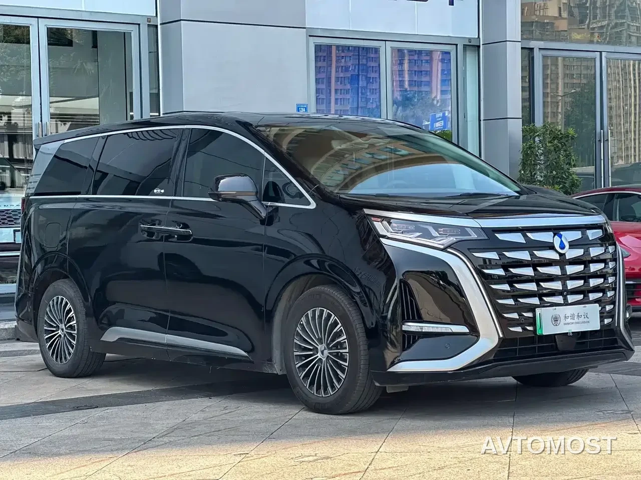 Denza D9 2022 DM-i 970 AWD Flagship — фото 2