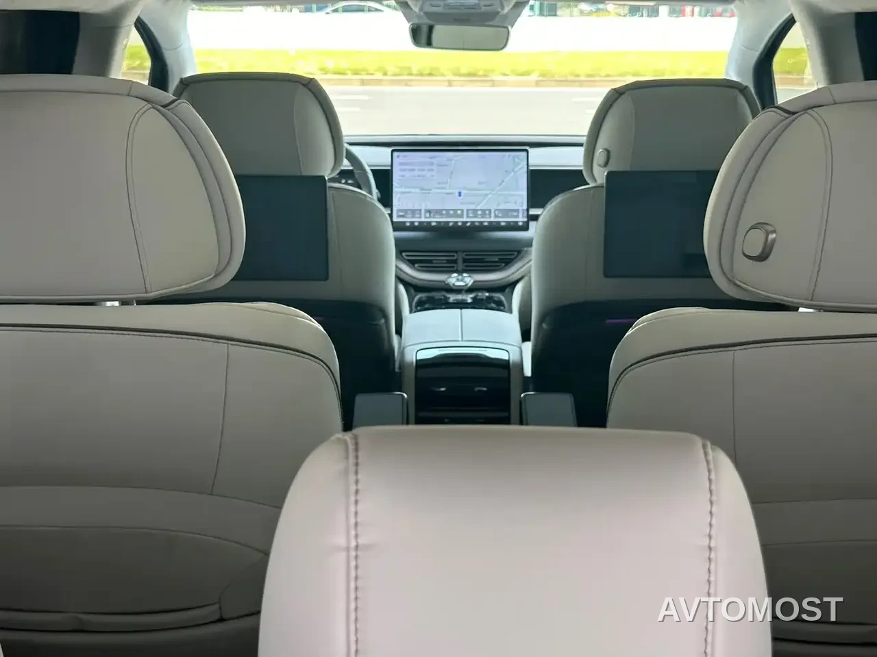 Denza D9 2022 DM-i 970 AWD Flagship — фото 22