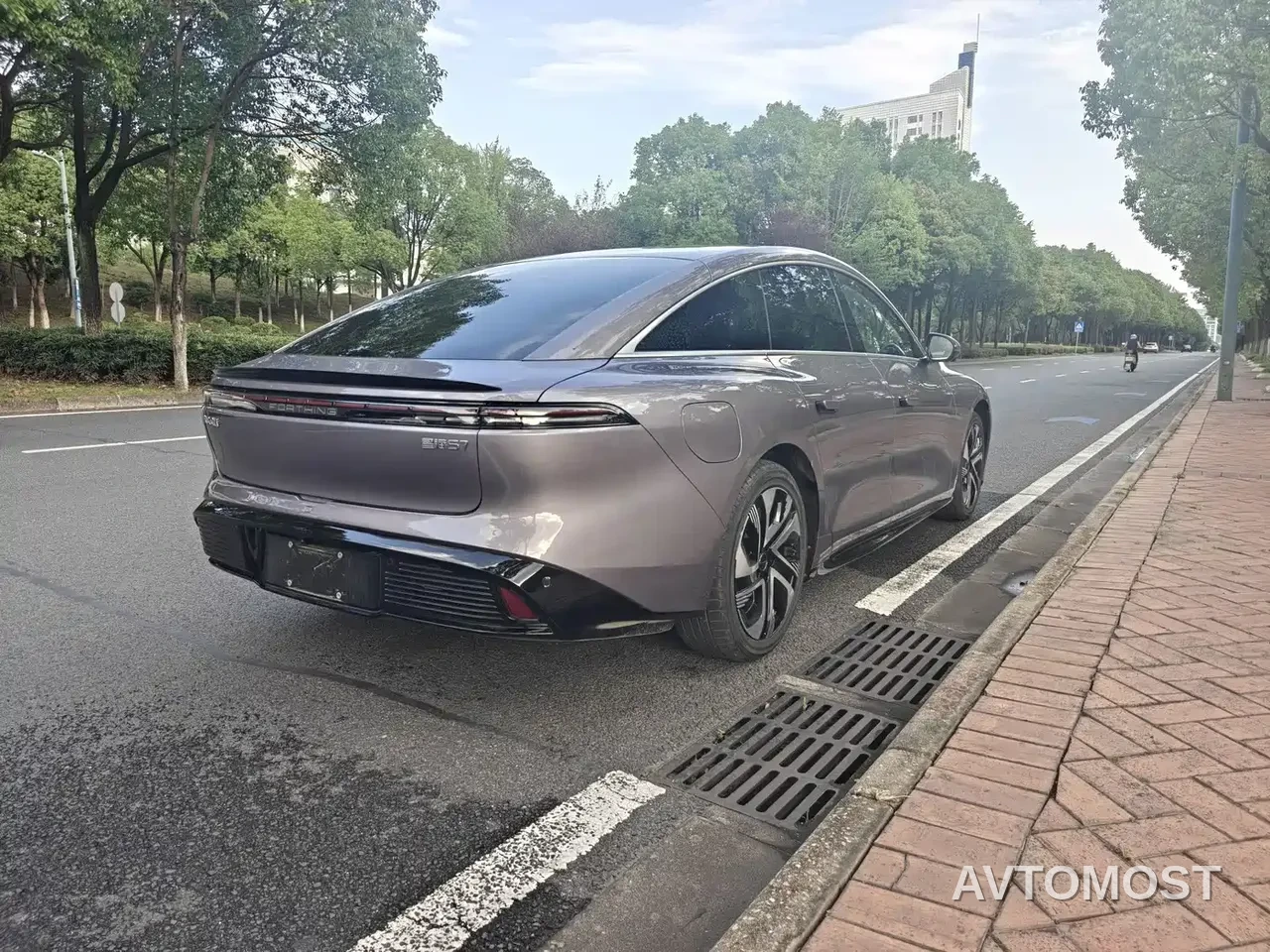 Dongfeng Fengxing Stellar S7 2025 235 Extended Range Luxury — фото 2