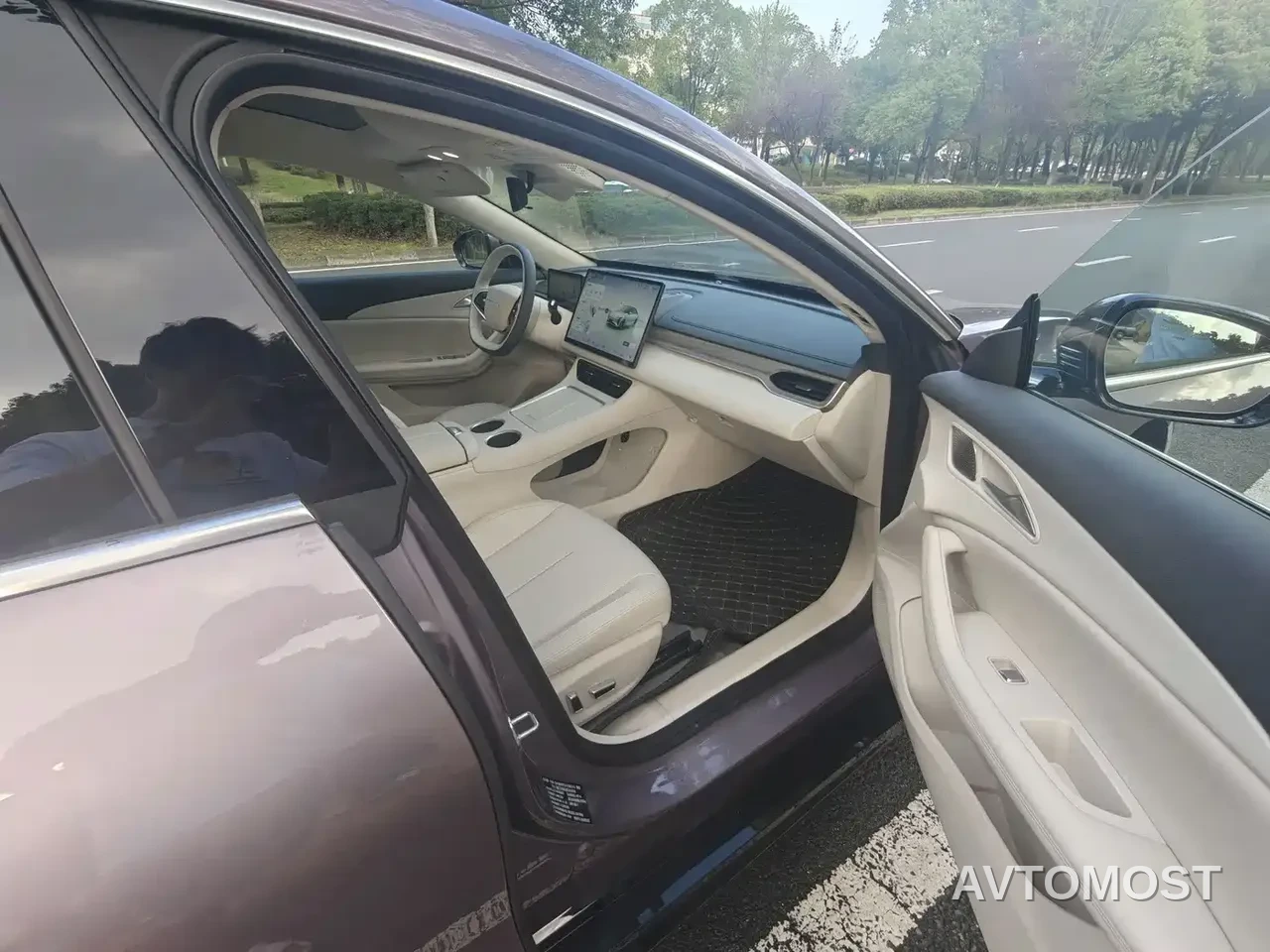 Dongfeng Fengxing Stellar S7 2025 235 Extended Range Luxury — фото 4