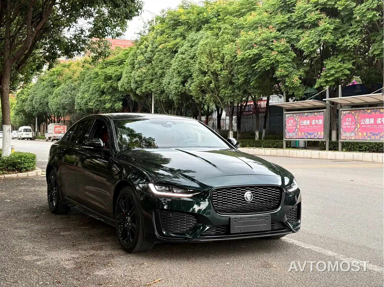 Jaguar XEL 2024 Model 2.0T 250PS R-DYNAMIC S Progressive Sport Edition — фото 3