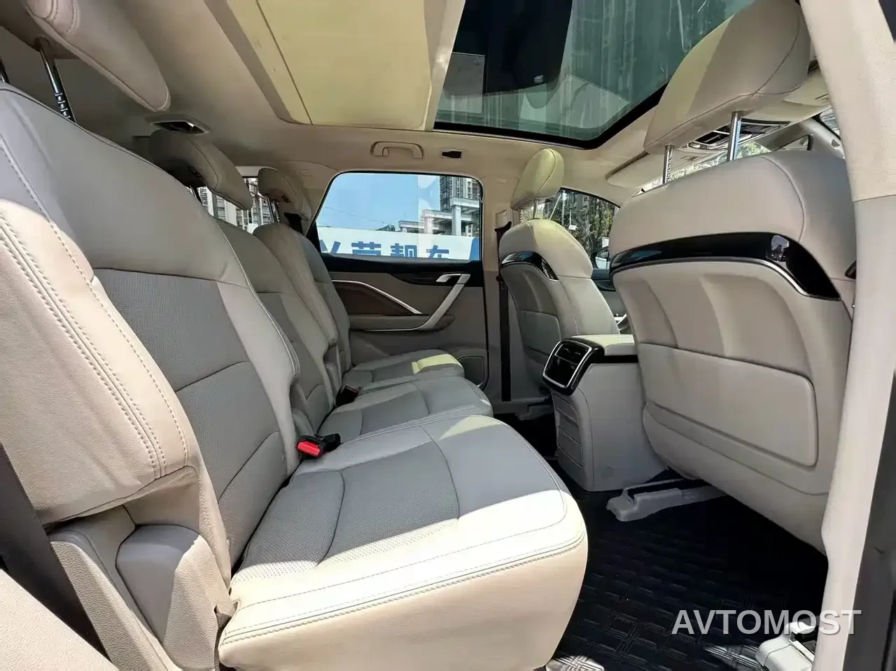 Geely Jiaji New Energy 2021 ePro 1.5TD PHEV Premium — фото 8
