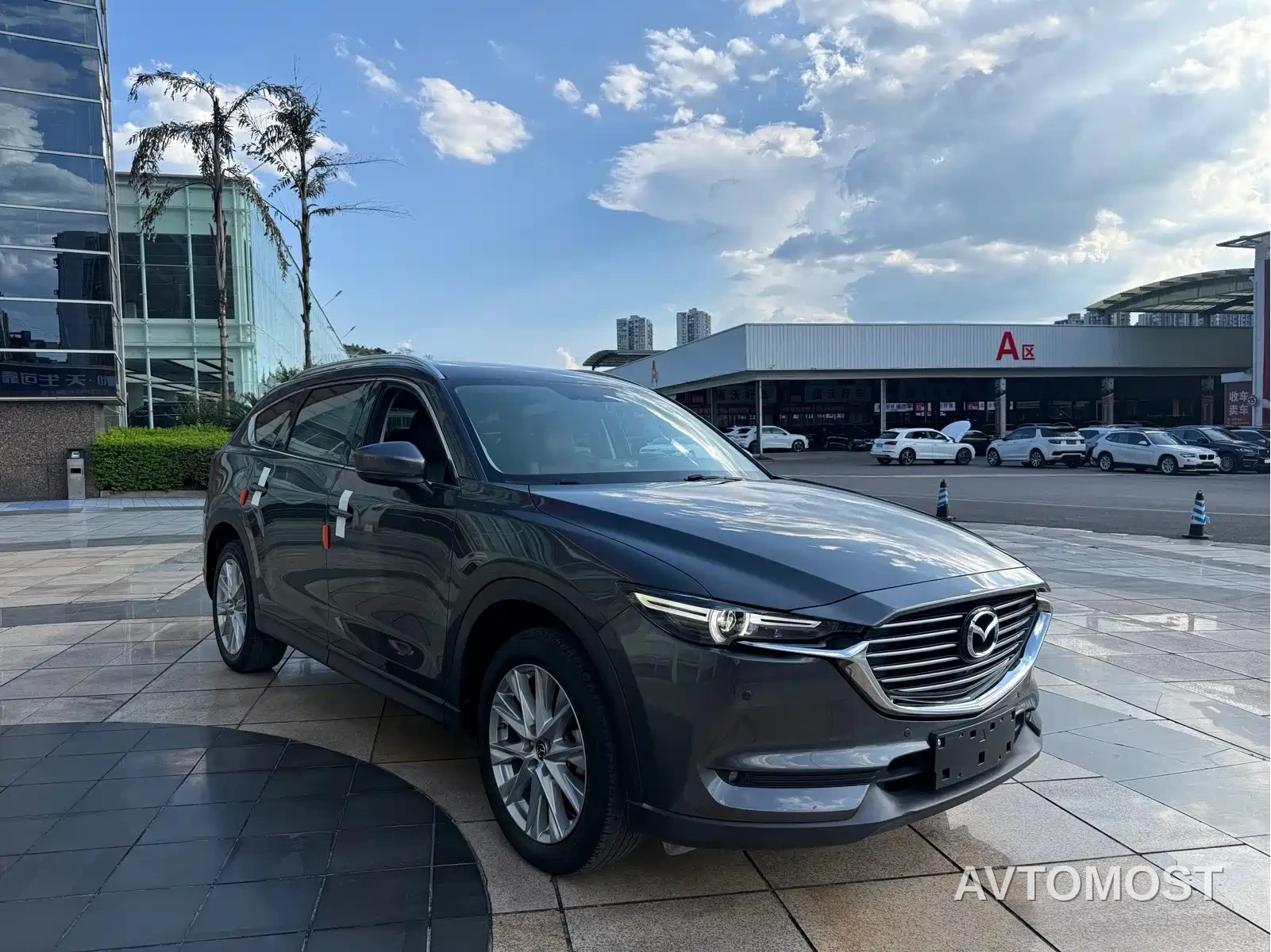 Mazda CX-8 2019 2.5L AWD Premium Model — фото 3