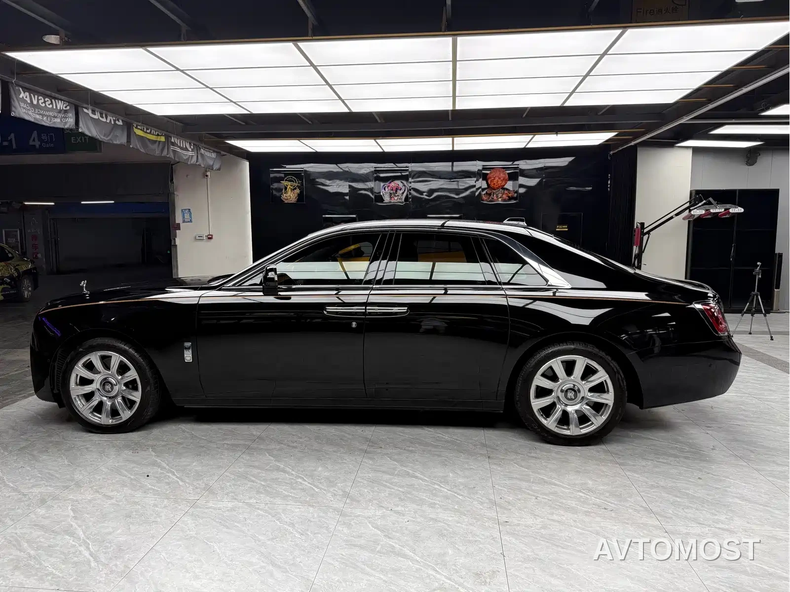 Rolls-Royce Ghost 2021 6.7T Standard Wheelbase — фото 7