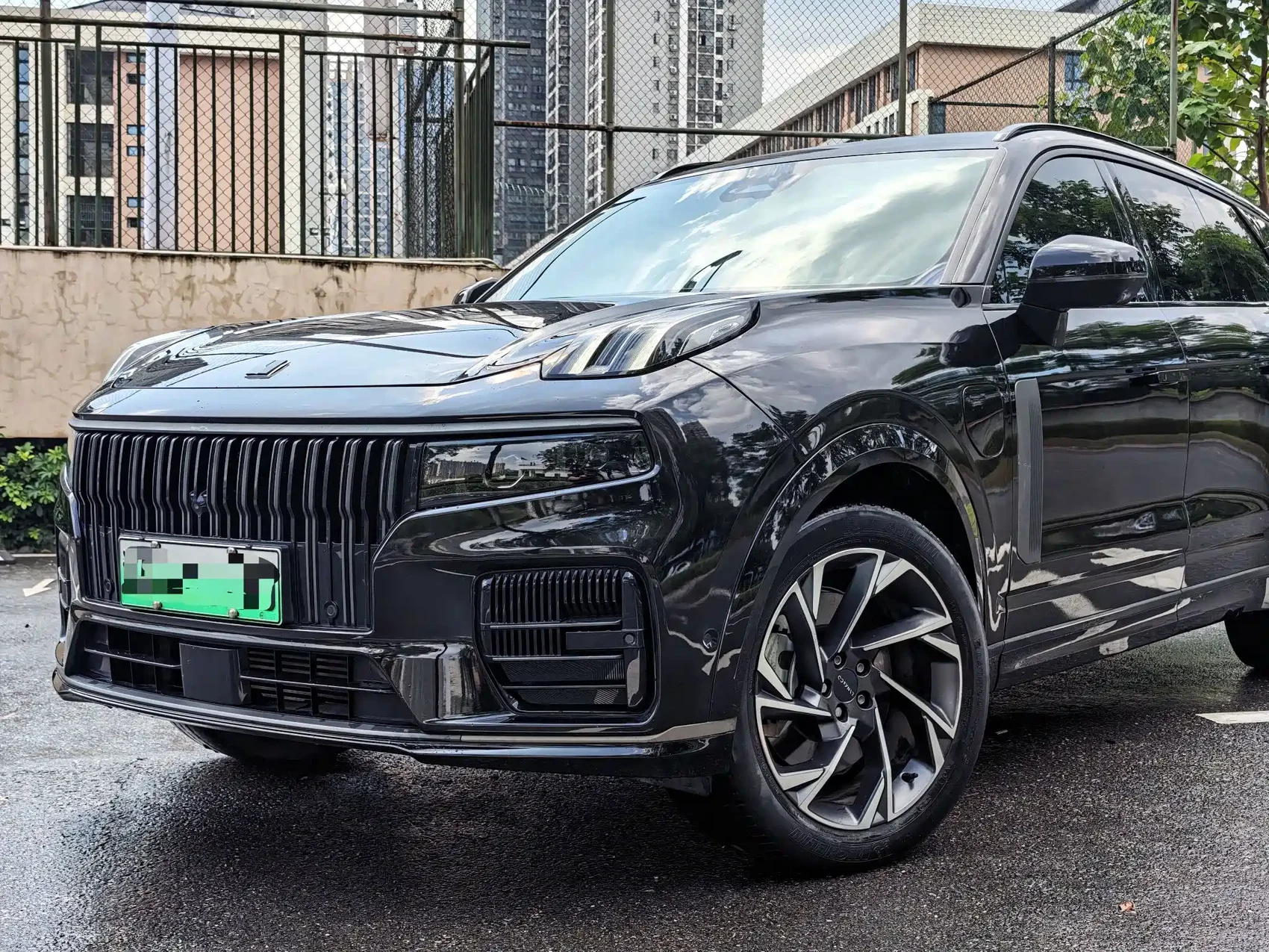 Lynk & Co 09 EM-P 2021 2.0T PHEV Ultra 7-Seater — фото 2