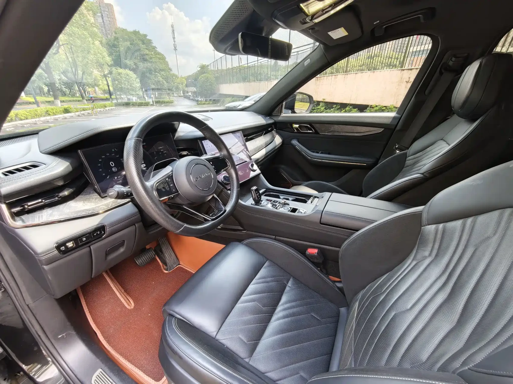 Lynk & Co 09 EM-P 2021 2.0T PHEV Ultra 7-Seater — фото 6