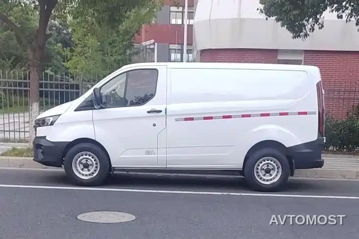 Ford Transit 2023 Model 2.0T Diesel Manual Panel Van Short Wheelbase Low Roof 2/3-Seater — фото 14