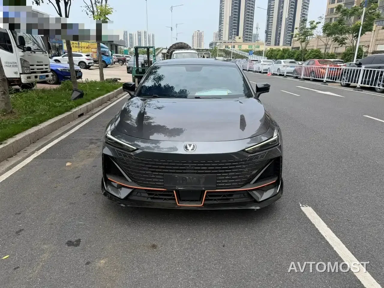 Changan UNI-V 2022 1.5T Sport Edition — фото 3
