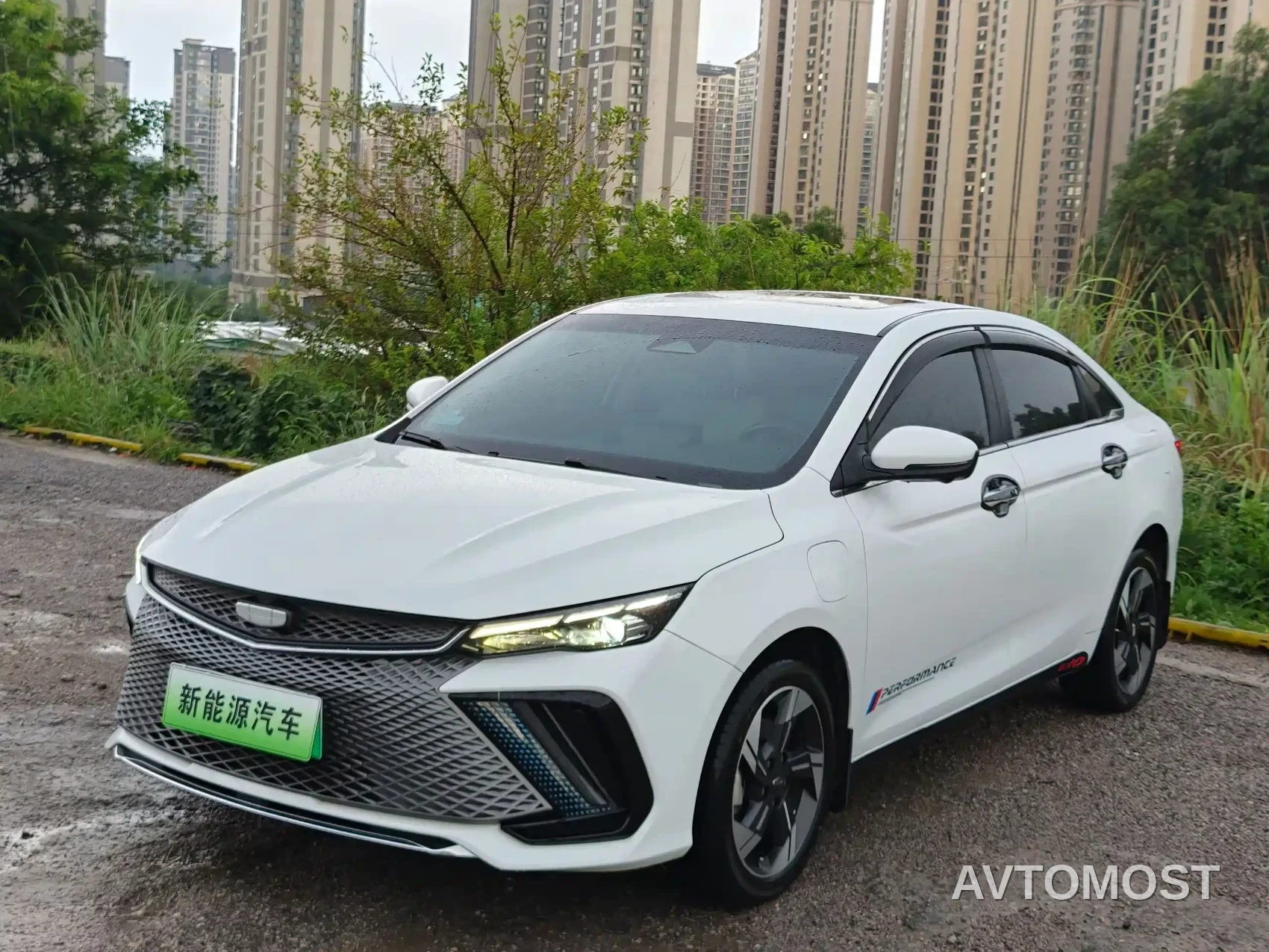 Geely Emgrand L HiP 2022 1.5TD-DHT Pro 100KM Super Rui — фото 1